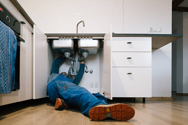 Professional Leak Detection technician working in Evansville, WY